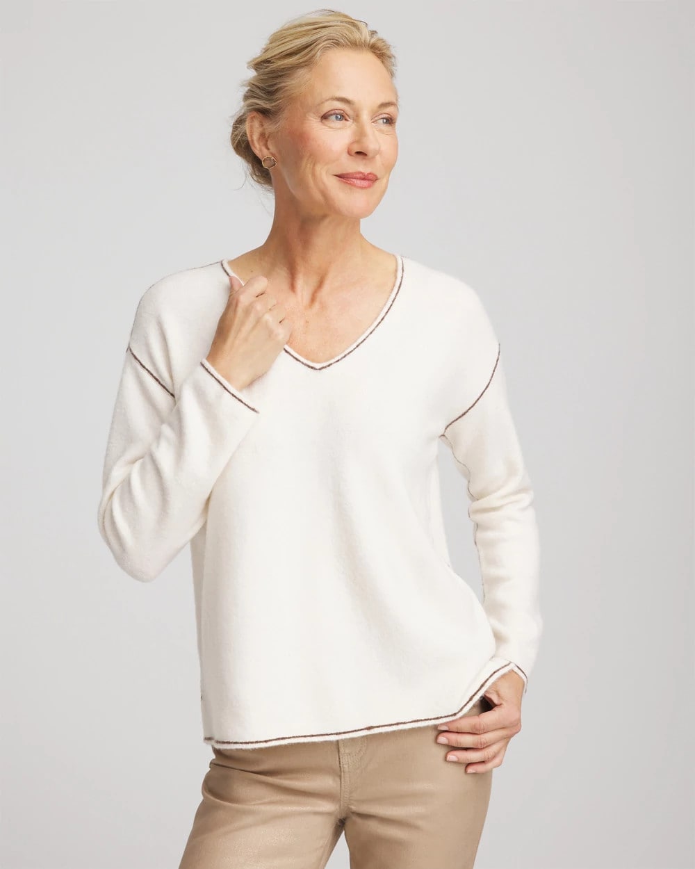 English Cream Contrast Stitch V-Neck Sweater