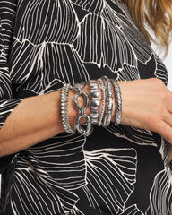 Silver Silver Textured Circle Stretch Bracelet