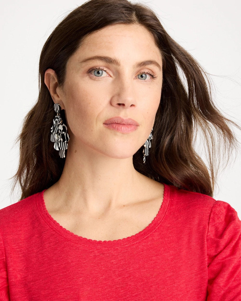Black/White Chic Chandelier Earrings