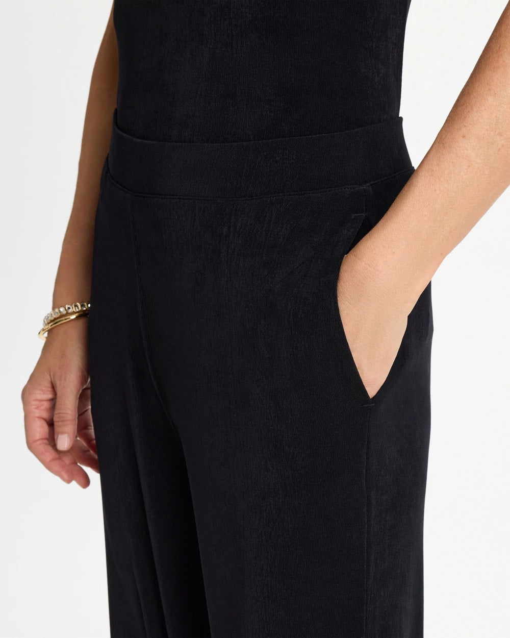 Travelers Black Petite Travelers™ Wide-Leg Pocket Pants