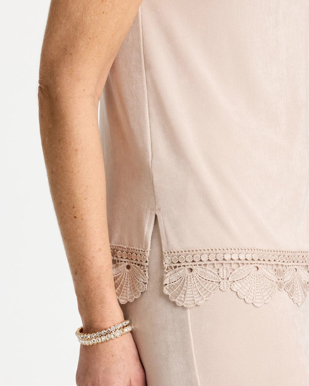 Smokey Taupe Travelers™ Scallop Lace Tank