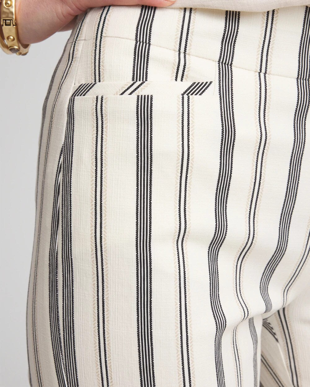Ecru Brigitte™ Slub Striped Cropped Pants