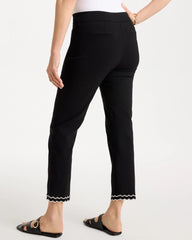 Black Contrast Scallop Brigitte™ Slim Crop Pant