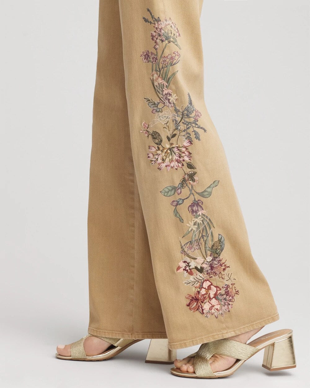 Cafe Aroma Embroidered High-Rise Wide-Leg Jeans