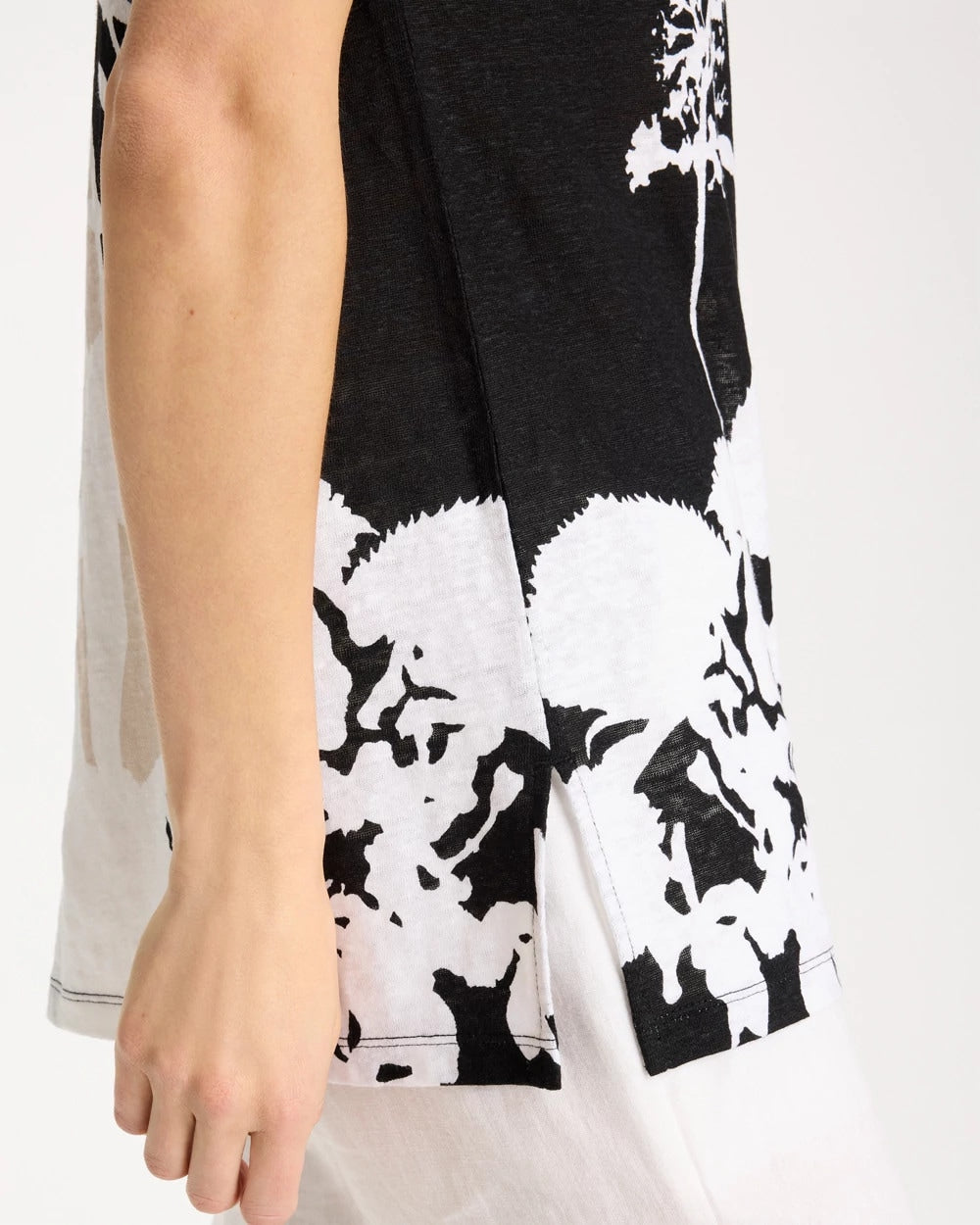 Black Linen Floral Seamed Tunic