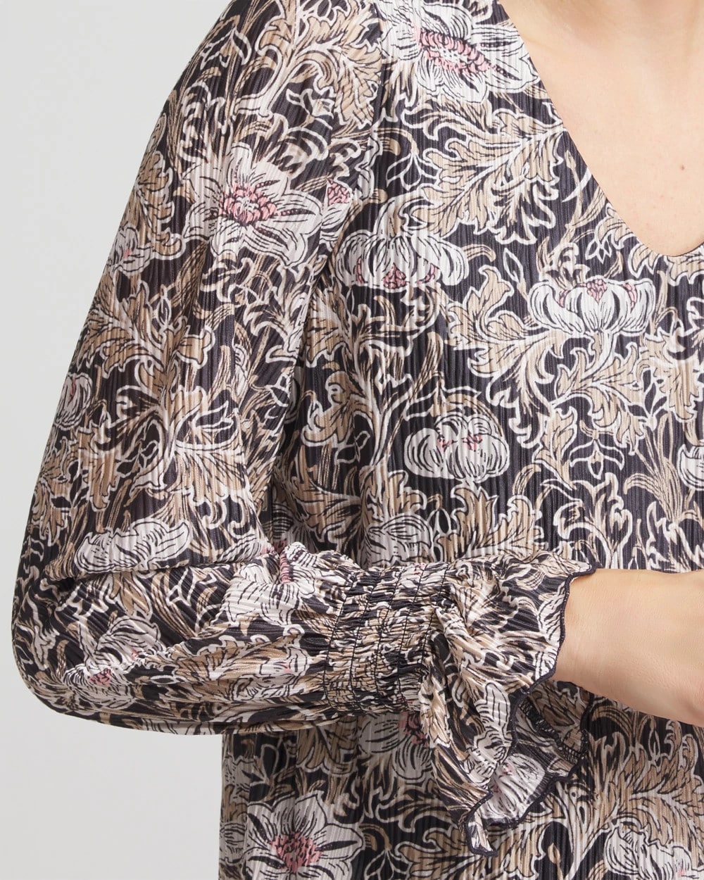 Graphite Gray Bloom Crinkle Bodre Top
