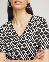 Black Graphic Slub V-Neck Tee