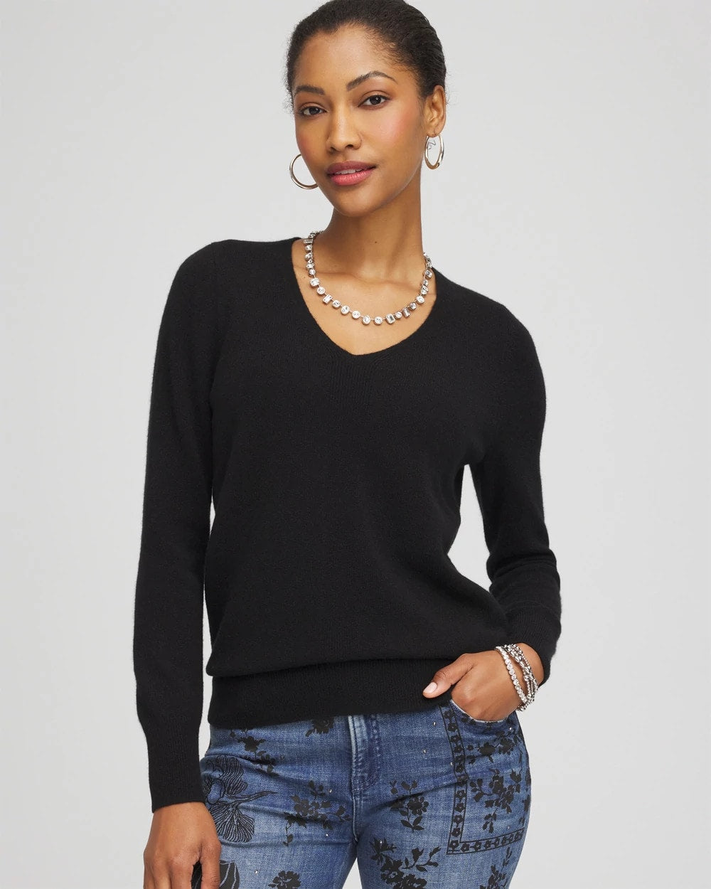 Black Relaxed V-Neck Cashmere Sweater