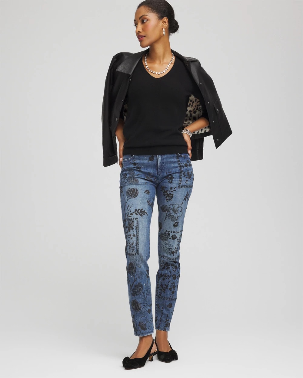 Black Relaxed V-Neck Cashmere Sweater