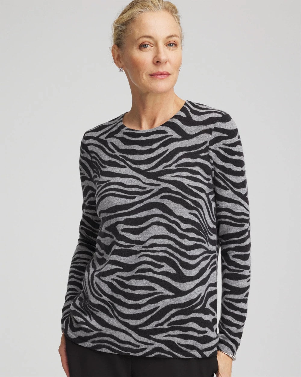 Black Cashmere Zebra Long-Sleeve Pullover Sweater
