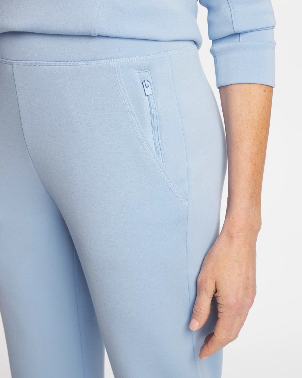 Crystal Topaz Zenergy® Soft Cropped Pants
